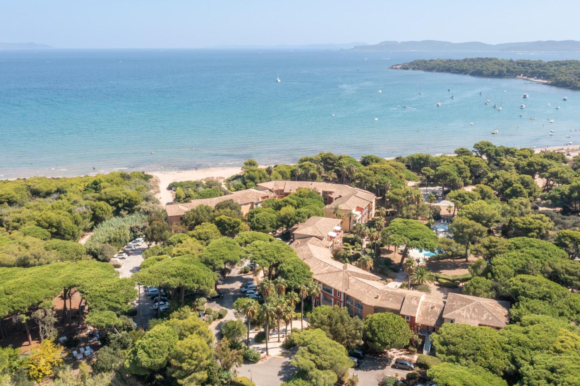 Residence Pierre & Vacances La Pinede อิแยร์ ภายนอก รูปภาพ