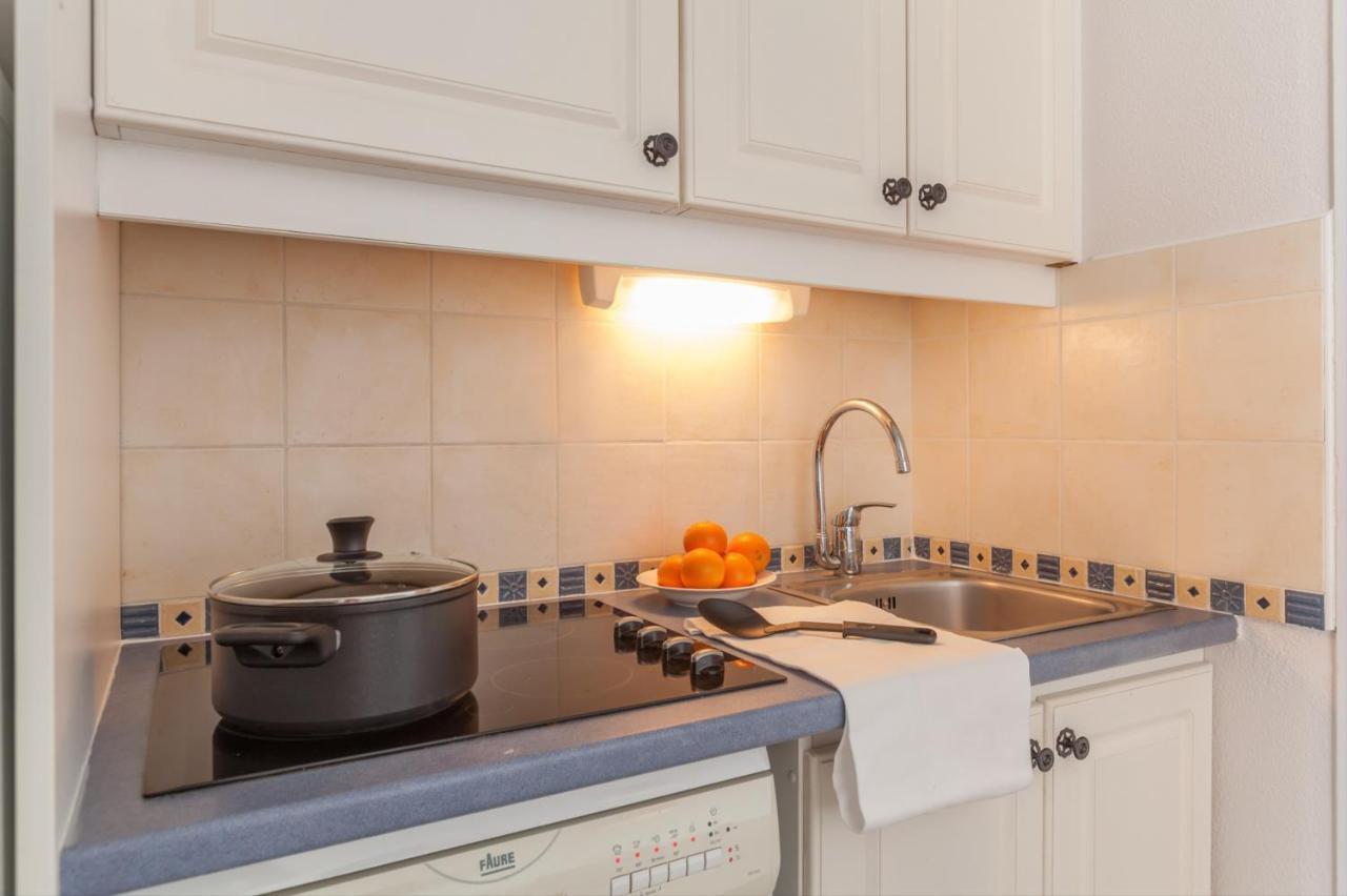 Residence Pierre & Vacances La Pinede อิแยร์ ภายนอก รูปภาพ